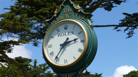 The 44th president often spent his leisure and vacation time on the golf course, especially during his second. How long should it take to play a 9-hole round of golf?