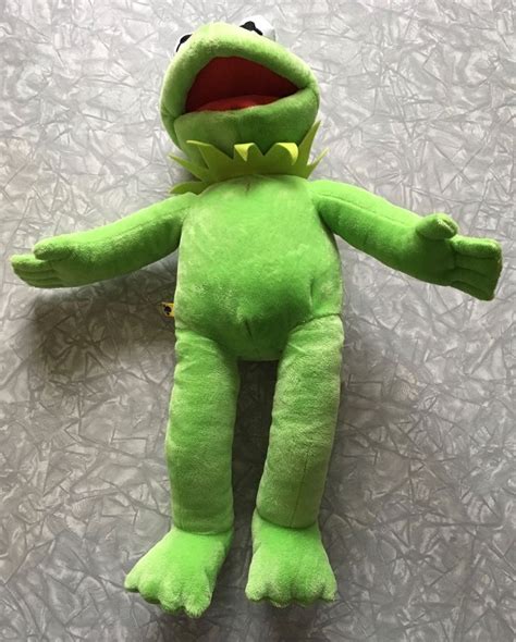 All i want is a gf or bf or whatever cos gender is a social construct so that we could go on cute picnic dates and i could give them this little frog man as a gift but the only people who i like r either way out of my league or probably not into whatever gender i am. Pin on Been There, Sent That... Muppets & Sesame Street