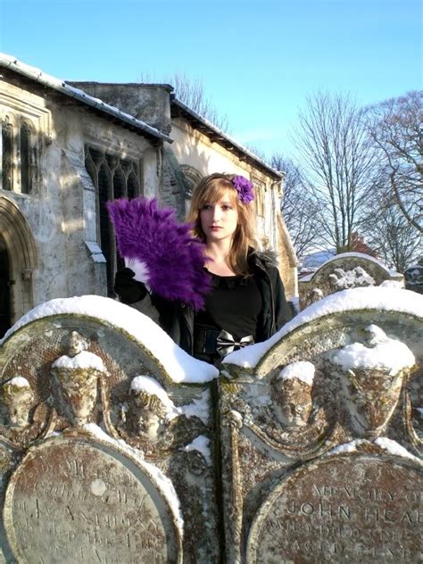 Winter Gothic Fashion Shoot Graphique Fantastique
