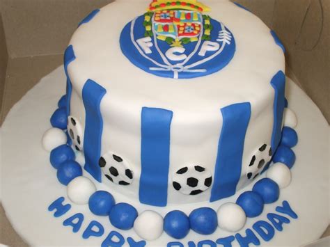 There's pretty much a cake for every named location on the map (i believe) but i've only included the ten you'll need to complete this challenge. Delella's Cakery: FC Porto Cake