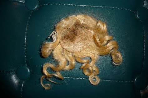 Wonderful Small Size Antique Long Blond Mohair Doll Wig For German Or Trishs Treasures Ruby