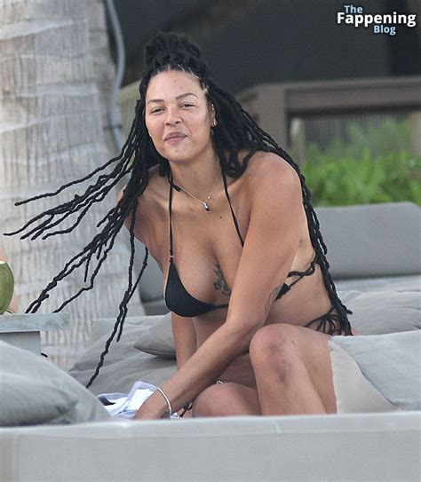Liz Cambage Enjoys Her Vacation In Tulum Photos Onlyfans Leaked