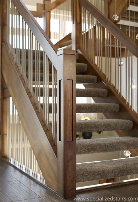 Self Supported Maple Specialized Stair And Rail Craftsman Staircase