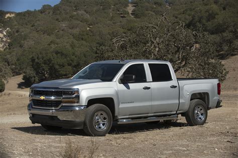 2018 Chevrolet Silverado 1500 Chevy Review Ratings Specs Prices