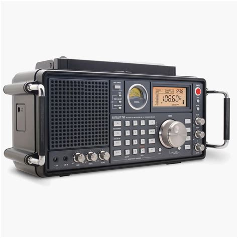 The Longwave Shortwave Radio Hammacher Schlemmer