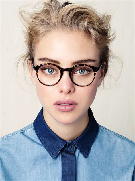 ace and lookbook beauty glasses makeup girls with glasses