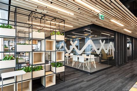 Maxus Office On Behance Bureau Architecture Cloison