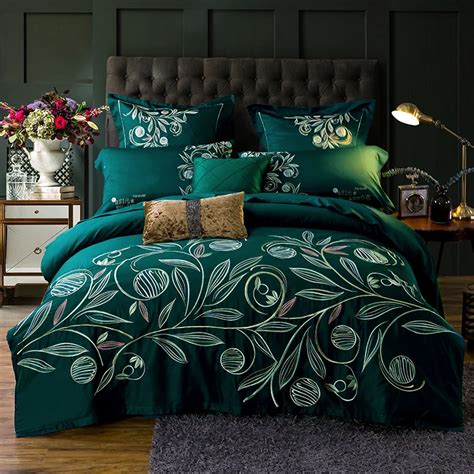 Green Luxury Flower Embroidery 60s Egyptian Cotton Bedding Set Queen