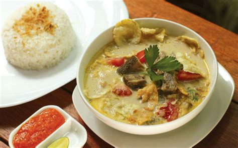 Soto daging sapi kuah bening. Resep Soto Daging Sapi Kuah Bening dan Kuah Santan ...