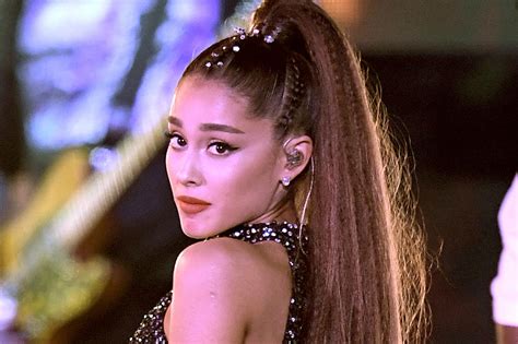 Ariana Grande Obsessed Fan Arrested Outside Her Home
