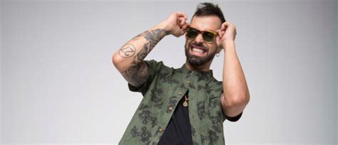 Mike bahía (michael egred mejía). Mike Bahía te trae una "Serenata" en su nuevo sencillo - Lo mejor de la salsa y del ...