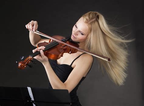 How To Play The Violin According To Stock Photos Classic Fm