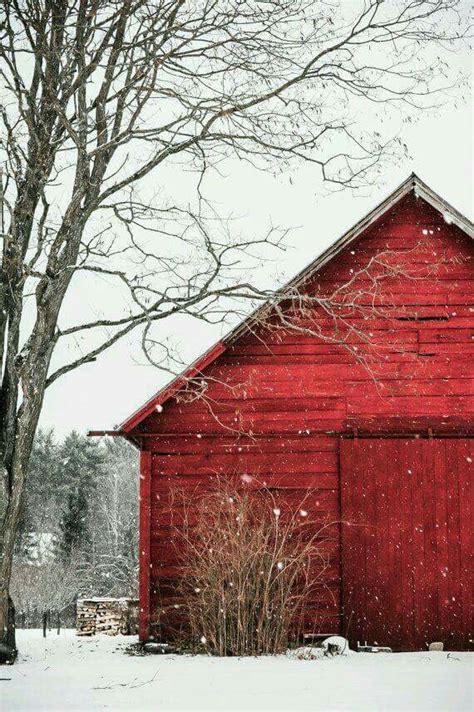 Red Barn In Snow Barn Photography Red Barns