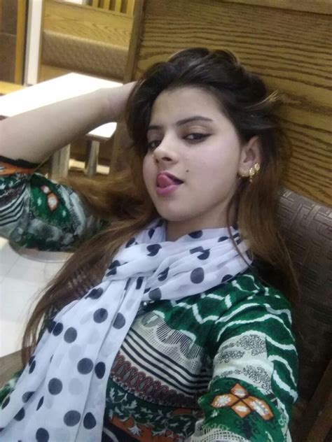 Pin On Pakistani Girl
