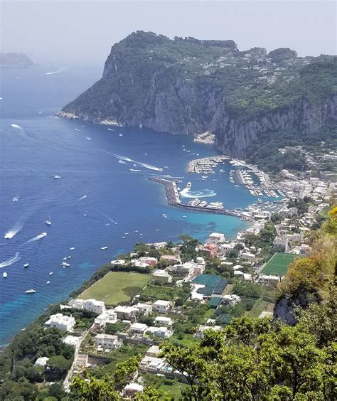 Spotlight Island Of Capri Amazing And Stunning