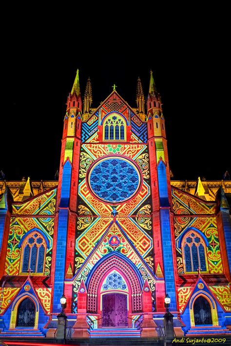 The government's limit of 150 people per mass will be in effect as of monday, 26th april, so it is important that you register for one of the weekend masses before you arrive. St Mary's Cathedral ~ Smart Light | One of the Sydney ...