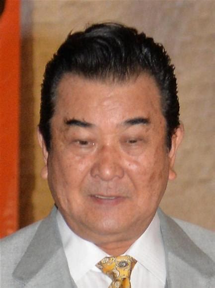 Would you like to change the currency to euros (€)? 小林旭｜小林旭悲痛…妻・青山京子さん死… 写真3/3｜イザ!
