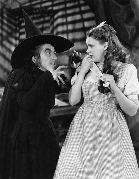 The Wicked Witch Of The West Started Out As A Beauty The Vintage News