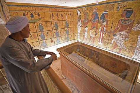 king tut s tomb unveiled after being restored to its ancient splendor cbs news