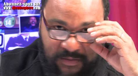 Dieudonné de retour sur youtube ? Dieudonné - vidéo du 09 mai : le film 24 jours, Valls, et ...