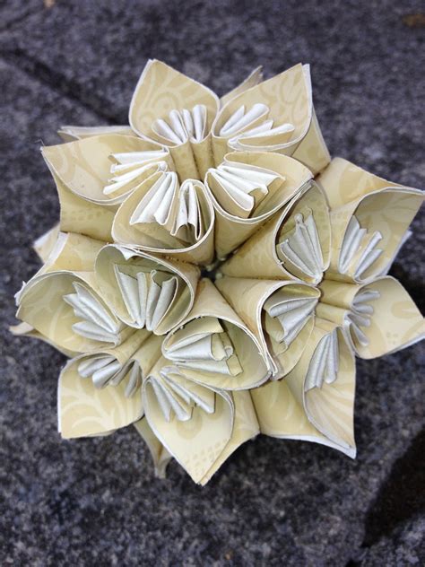 Paper Posie Kusudama Origami Charlotte Briggs Flickr