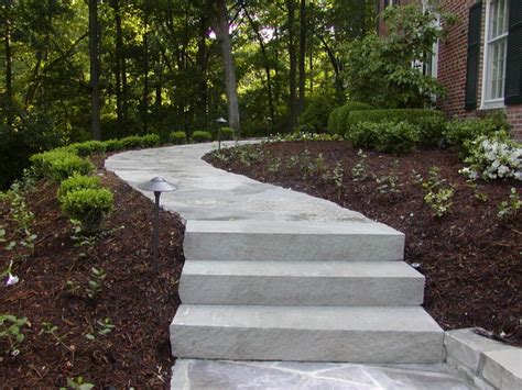Flagstone Walkway And Steps Traditional Exterior St