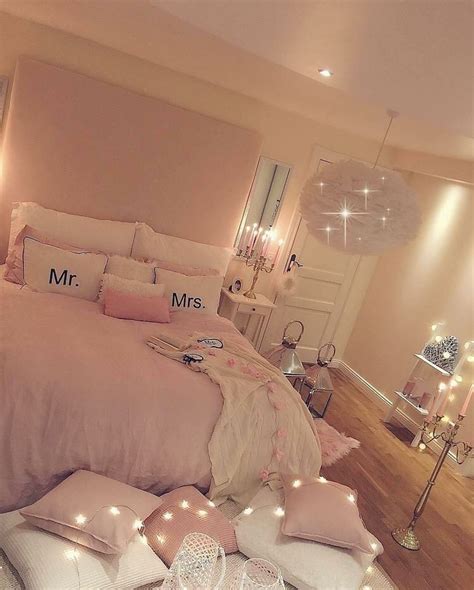 Oct 03, 2019 · globos de nieve decoraciones de navidad. Cuartos de Chicas | Decoração do dormitório, Decoração de ...