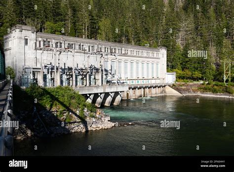 Hydroelectric Water Powerhouse Hi Res Stock Photography And Images Alamy