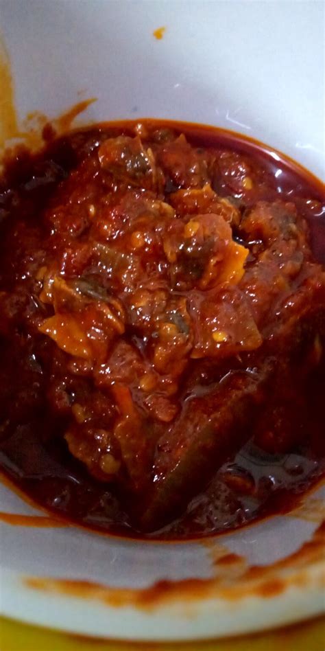 Sambal is a chili sauce or paste, typically made from a mixture of a variety of chili peppers with secondary ingredients such as shrimp paste, garlic, ginger, shallot, scallion, palm sugar, and lime juice. Resepi Sambal Tumis Kerang (Ringkas Dan Sedap) | Resepi.My