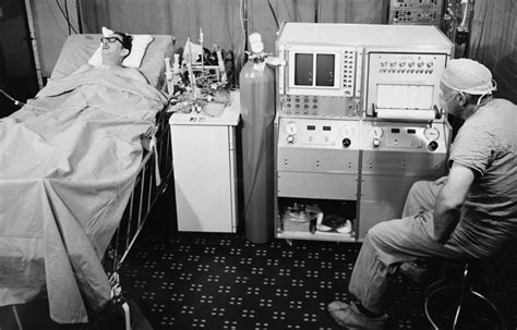 El 4 De Abril De 1969 Se Realizó El Primer Implante De Un Corazón