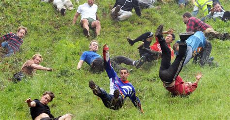 Live Gloucestershire Cheese Rolling 2017 Gloucestershire Live