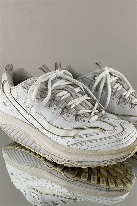 Skechers Y2k 90s Vibes White Leather Lace Up Shap Nuuly Thrift