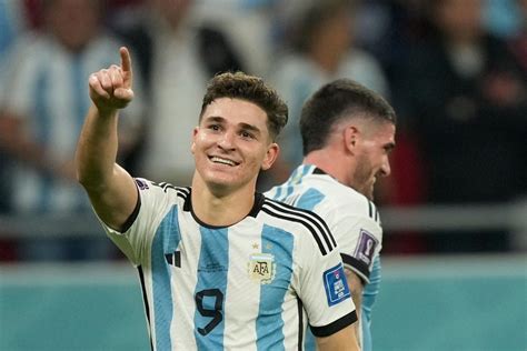 Selección Argentina En El Mundial Qatar 2022 Julián Álvarez El Chico