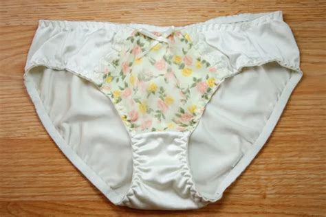 vintage japanese nylon shiny slippery pretty cute light cream bikini panty small 8 00 picclick