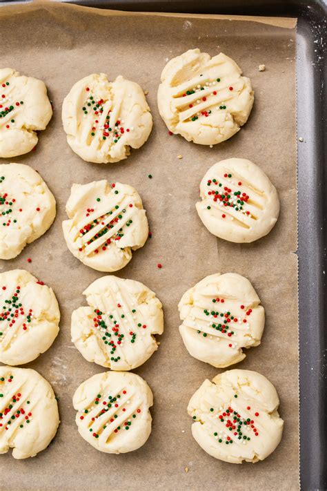 I added cornstarch to my cookies which yielded a soft, crumbly texture with a great buttery flavor. Shortbread Cookies With Cornstarch Recipe - How To Make ...