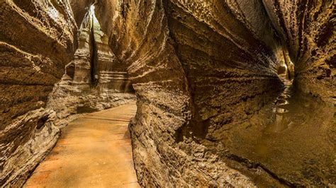 Bonnechere Caves Bing Wallpaper Download