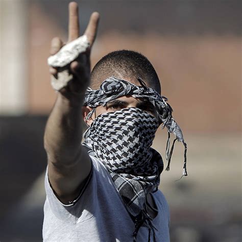 Los jóvenes palestinos lanzan la intifada 2 0 en las redes sociales
