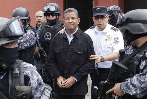 Expresidente De El Salvador Francisco Flores Deja El Hospital Y Regresa