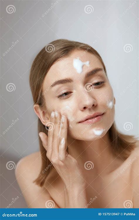 Face Skin Care Woman Applying Facial Cleanser On Face Closeup Stock Image Image Of Face