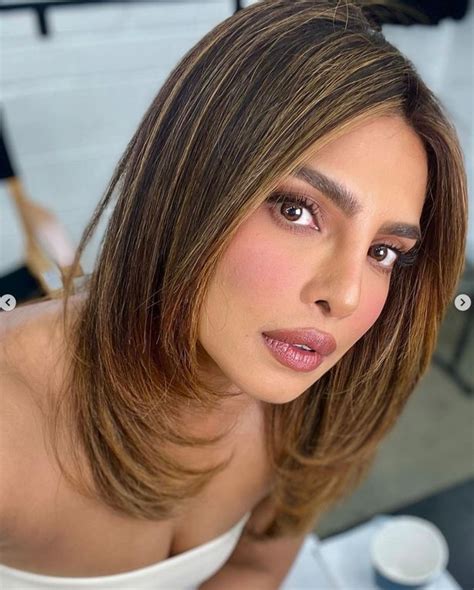 Priyanka Chopra Updates The Rachel Haircut And Its A Masterpiece Of Reinvention Celebrity