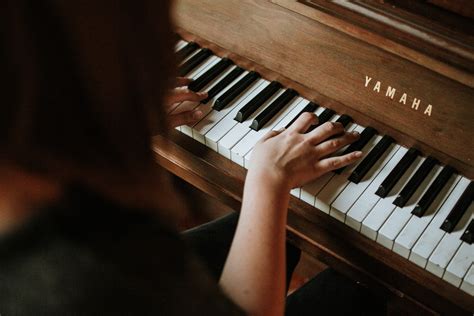 10 Chord Piano Yang Mudah Cocok Untuk Dimainkan Pemula Lagu Indonesia