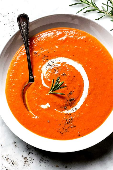 Tomato And Roasted Red Pepper Soup