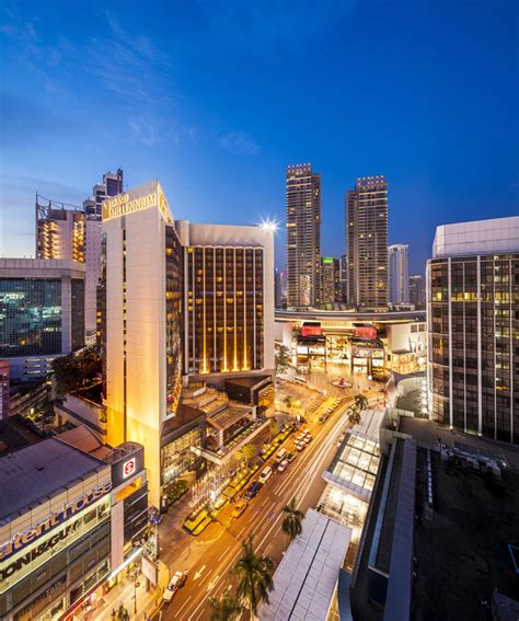 Hotel nabízí venkovní bazén a různé možnosti stolování. Grand Millennium Kuala Lumpur | Diethelm Travel