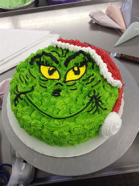 At cakeclicks.com find thousands of cakes categorized into thousands of categories. #fancypastry | Christmas birthday cake, Grinch cake