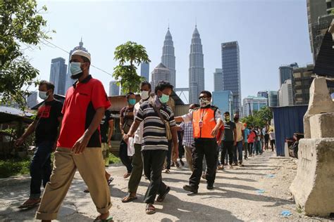 Malaysian employers federation executive director datuk shamsuddin bardan said companies agree that their dependence on foreign workers must the master builders association malaysia (mbam), another prominent critic of the rule, said in a statement that it still wants the levy scrapped but that the. Minister: All foreign workers in Malaysia to undergo Covid ...