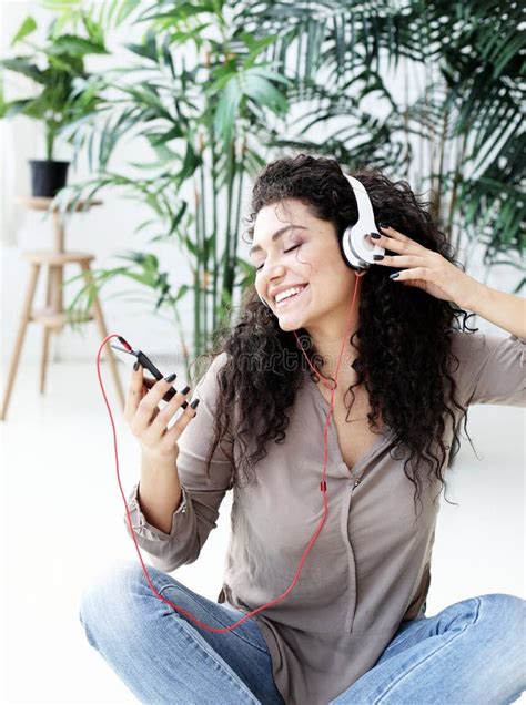 Beautiful African American Women Listen To Music Stock Photo Image Of