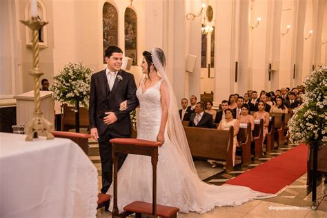 Noivos No Altar Casamento Fotografia De Casamento Igreja Fotos