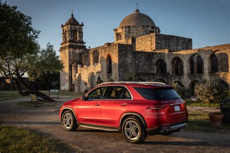 Mercedes Benz Gle Midsize Suv Reviews And Articles Motorbiscuit