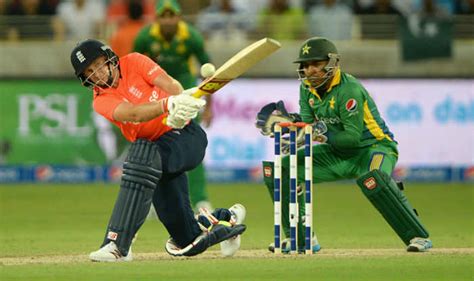 The toss will take place 30 minutes before the scheduled start of play that is at 10.15 pm ist. Pakistan vs England 3rd T20 2015: Live Score and Ball by ...