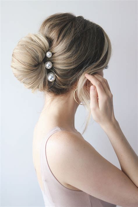How To Simple Bun Perfect For Prom And Weddings Alex Gaboury